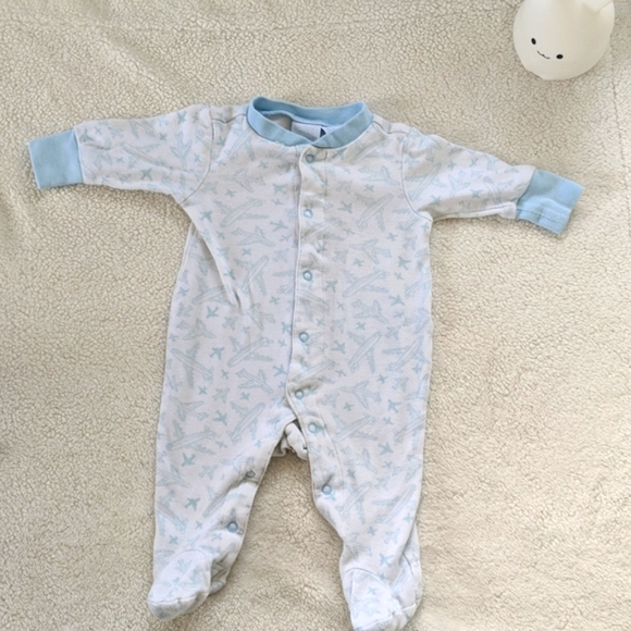 Pekkle plus four pack of baby footed onesie pajamas 0-3 month size - Picture 6 of 9